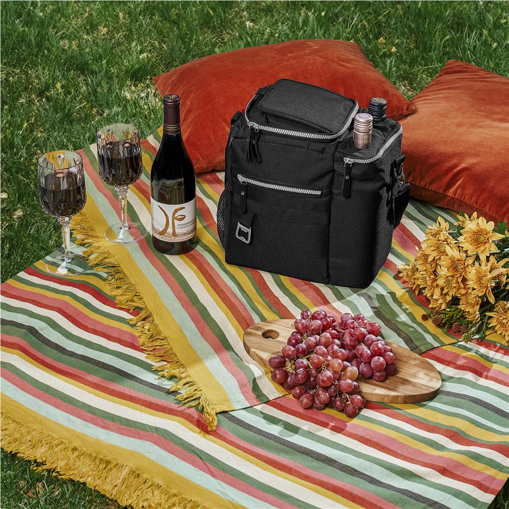 Serendipio Quivera Wine & 16-Can Cooler