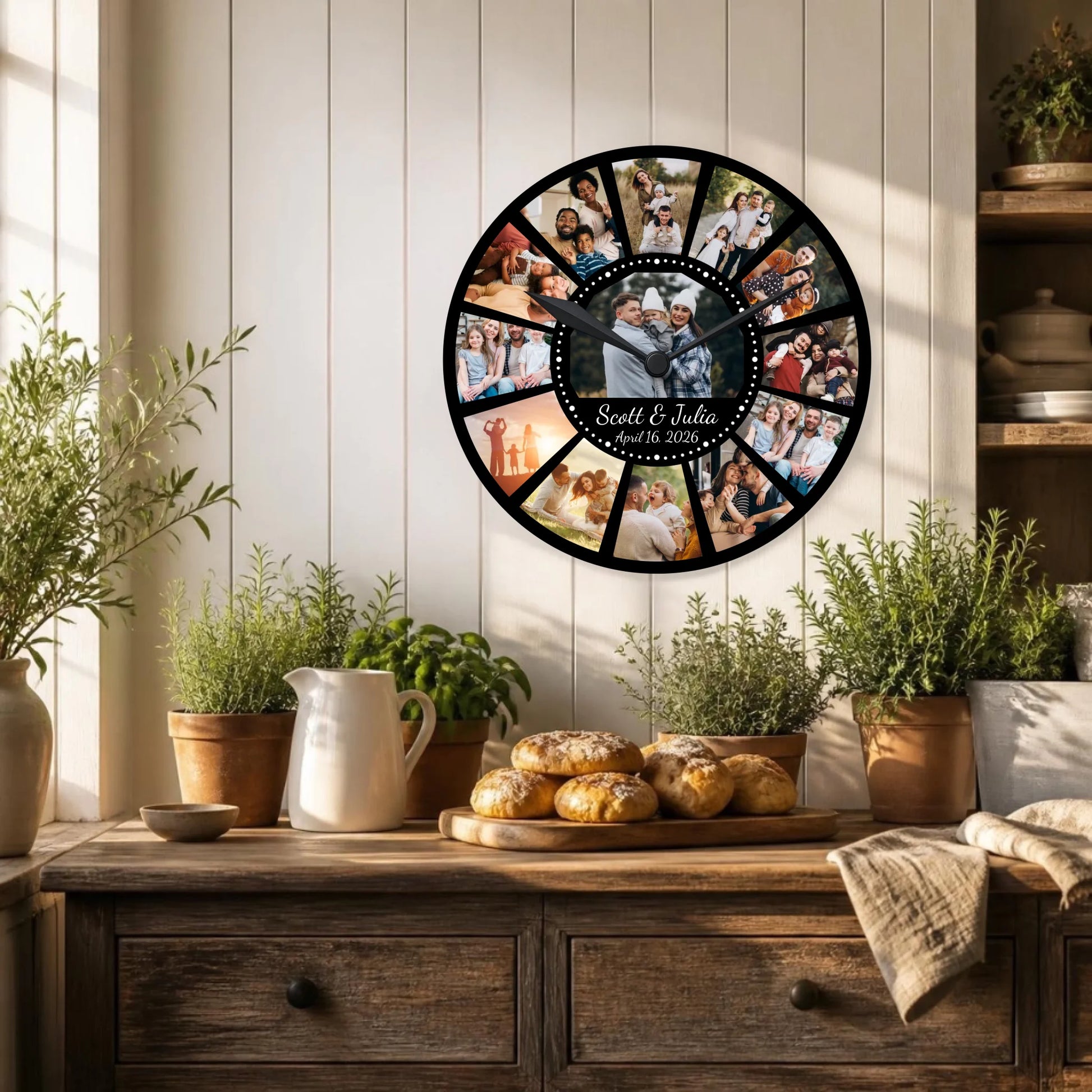 Clock Mockup (1)