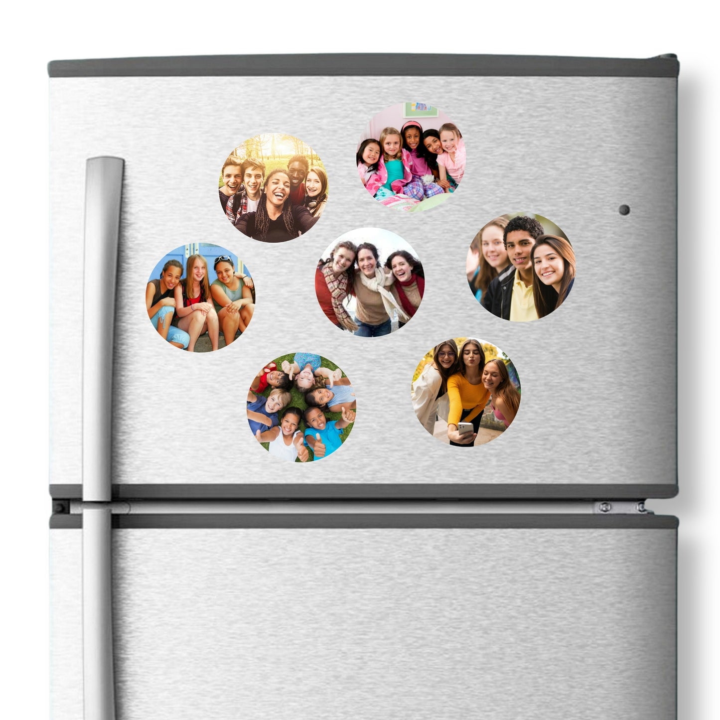 Round Photo Fridge Magnets - personalised (7 PER PACK)